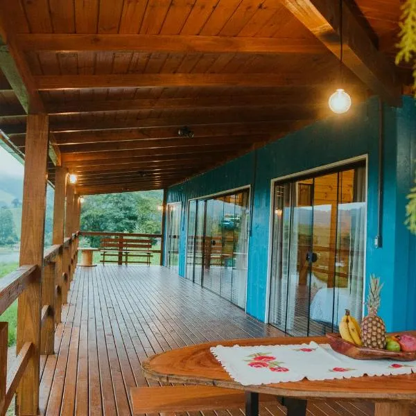 Casa Container - Pousada Container da Montanha AZUL