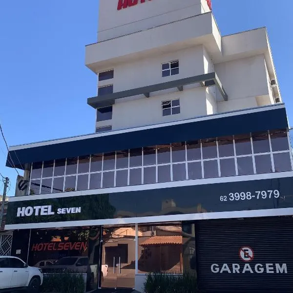 Hotel Seven