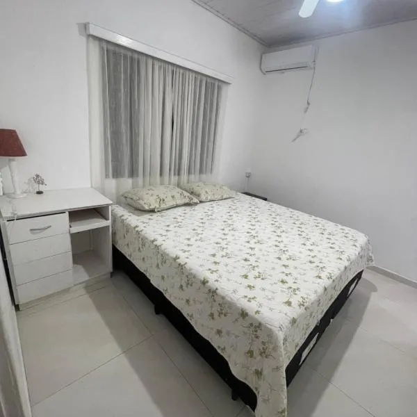 Lindo quarto Quadra Mar