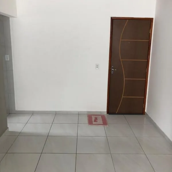 Apartamento no portal sudoeste de frente ao condomínio Village Residence