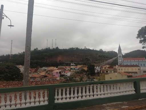 Melhores Hotéis Baratos Perto de Paraibuna, São Paulo 2025