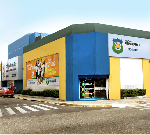 Melhores Hotéis Baratos Perto de Tiradentes, Ceará 2025