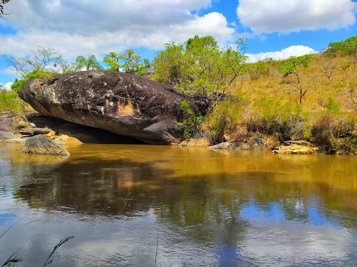 Melhores Hotéis Baratos Perto de Santana do Garambéu, Minas Gerais 2025
